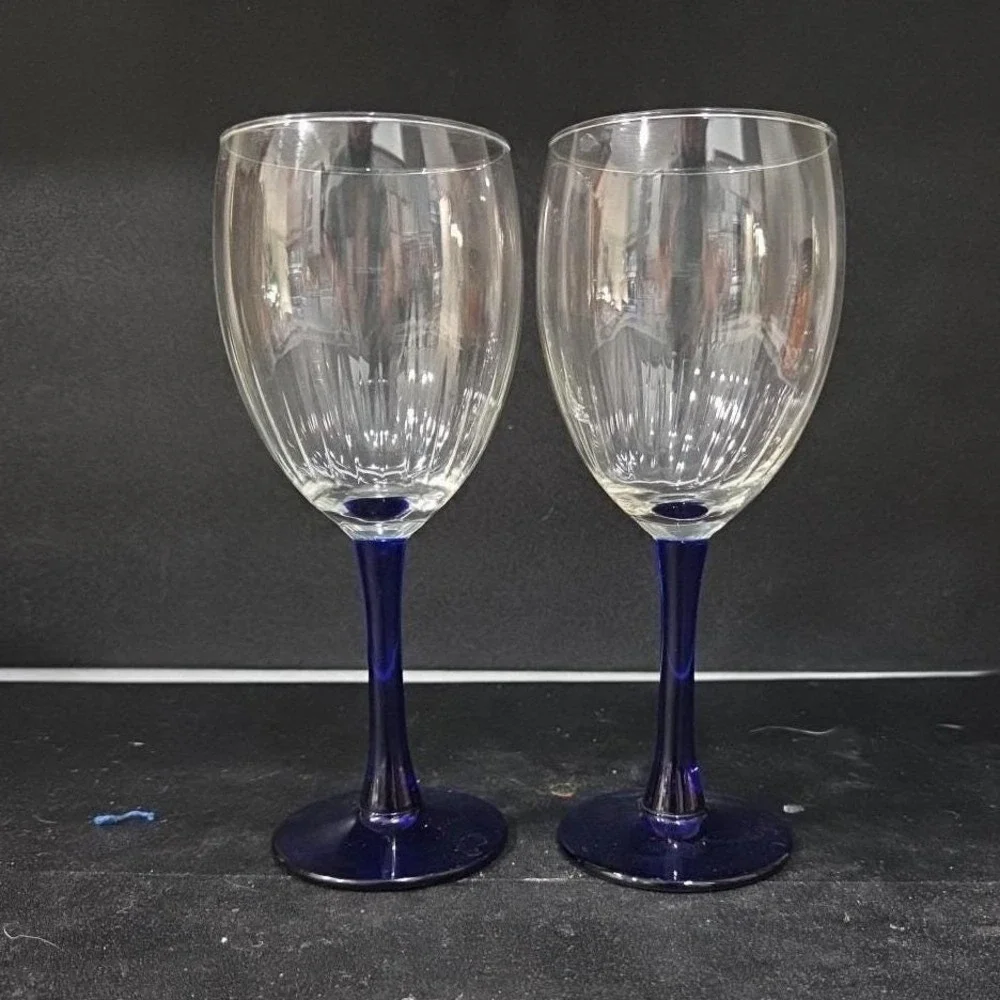 Luminarc Neptune Cobalt Wine Glasses,‎ Set of 2, Vintage Replacement Stemware